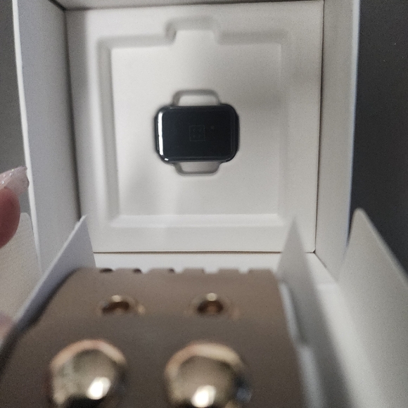 NWT IOB Carin Cuff Smart Leather Bracelet - Picture 13 of 13